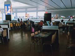 大堂-麦当劳(高铁南站店)