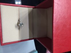 威德钻石-克拉钻专家&D色大本营-威德钻石-克拉钻大本营(南京东路店)