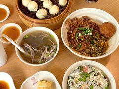 -佬钱湾仔(衣裳街店)