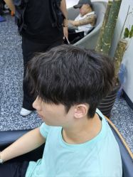 -藤野造型专业烫染接发