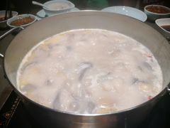 -捞王锅物料理(上海世茂广场店)