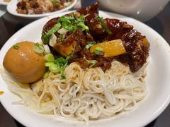 豬腳面線-壹等品霸王猪脚(世紀廣場旁)