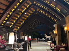 -三亚湾海居铂尔曼度假酒店