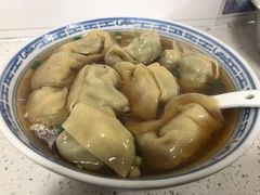 菜肉馄饨-古徽州馄饨店(宝安路店)