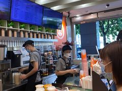 -CoCo都可(湖滨银泰店B区店)