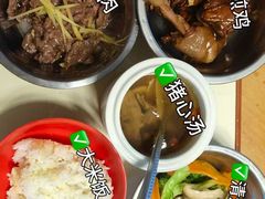 -臻爱住家月嫂育儿嫂(万达店)