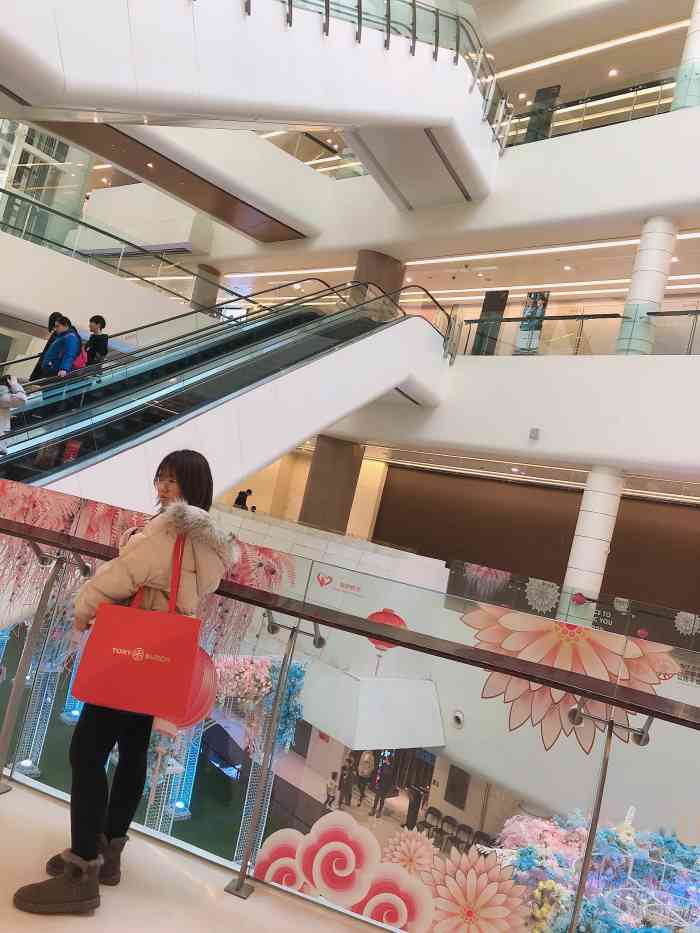 toryburch(万象城店)-"昨天一天的工作也是非常的不顺心,闲来无事.
