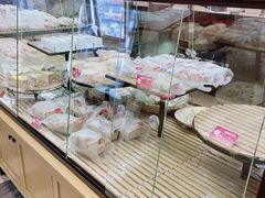 面包甜点陈列柜-味多美(民星路店)