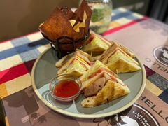 双层猪扒蛋总汇三明治-遇见西木美式餐厅(体育路店)