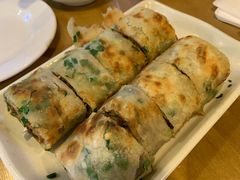 葱饼卷牛肉-台北楚楚园馅饼粥(虹桥南丰城店)