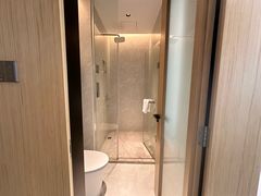 -雲宜贵宾舍酒店(深圳龙东地铁站店)