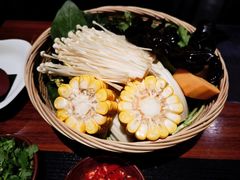 -赤RedBowl川锅·炙烤·板前(北京瑰丽酒店)