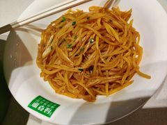 -绿草地·湘菜(7mall店)