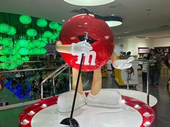 -m豆巧克力世界(上海世茂广场店)