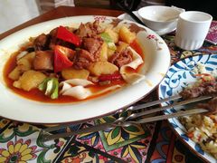 沙湾大盘鸡-西域盛宴烧烤新疆菜清真餐厅(古美店)