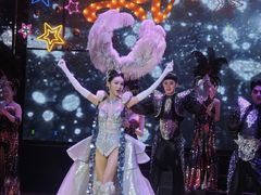 -金东尼人妖秀