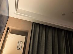 -秋果酒店(北京中日友好医院和平里地铁站店)