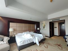 -张家港华芳金陵国际酒店