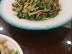 -绿岛酒楼(小海地店)