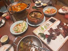 -老滇山寨•云南特色菜•地方菜•民族风情歌舞表演(金碧店)