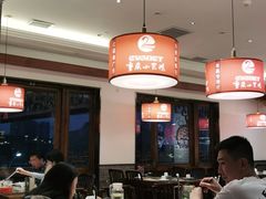 -小天鹅火锅·一线江景洪鼎旗舰店(洪崖洞店)