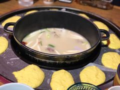 -三人行骨头王火锅(长寿店)