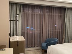 -广州天河体育中心美居酒店