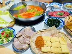 -王奋斗贵州酸汤牛肉火锅