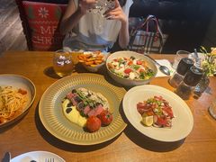 -JINNS锦时 steak&pizza(浸信会礼拜堂旧址店)