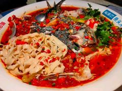 -坛宗剁椒鱼头(河西王府井店)