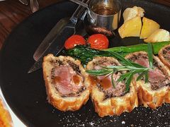 惠灵顿牛排-斯比特花园西餐厅(东方商厦店)