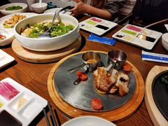 猪颈肉-小大董·烤鸭(王府井apm店)