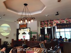 大堂-山沟沟羊小馆&烤全羊羊肉汤(麦岛店)