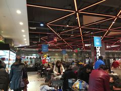 大堂-盒马鲜生(宝地店)