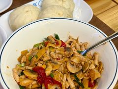 -李与白包子铺(桐梓林店)