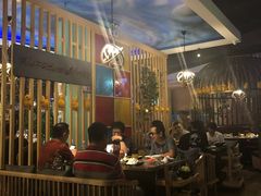 -三人行骨头王火锅(长寿店)