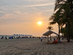 -三亚湾海居铂尔曼度假酒店