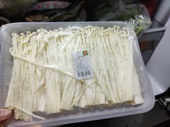 -锅圈食汇火锅烧烤食材超市(马场角店)