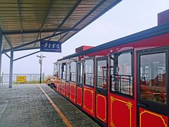 -黄金寨原生态旅游区