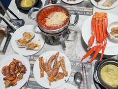 -金马门国际美食百汇(珞喻路店)