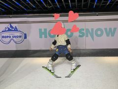 -Hopo Snow 城市滑雪空间(来福士广场购物中心店)