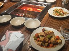 -老牌坊云南鱼豆花火锅(嵩山店)