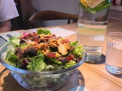 牛肉烤鸡沙拉-幸薈飯堂