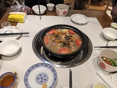 -乡土特色.冷锅鱼.牦牛肉汤锅