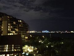 -三亚湾海居铂尔曼度假酒店