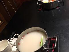 -小天鹅火锅·一线江景洪鼎旗舰店(洪崖洞店)