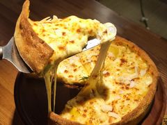 -Dragon Pizza•圆脸龙披萨·牛排餐厅