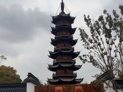 -龙华寺
