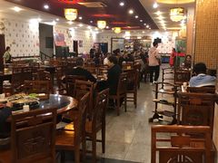 大堂-九尺赵老四鲜鹅肠火锅