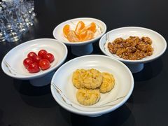 -沪昕金让六尺饭店·粤菜·海鲜·融合菜(四季青店)